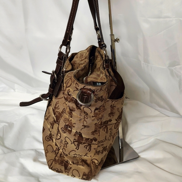 Coach Horse and Carriage Stagecoach Signature Purse cream and brown canvas - Picture 6 of 14